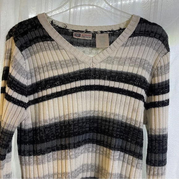 Faded Glory Size Medium Women’s Knitted Sweater With Silver Thread - Picture 3 of 5